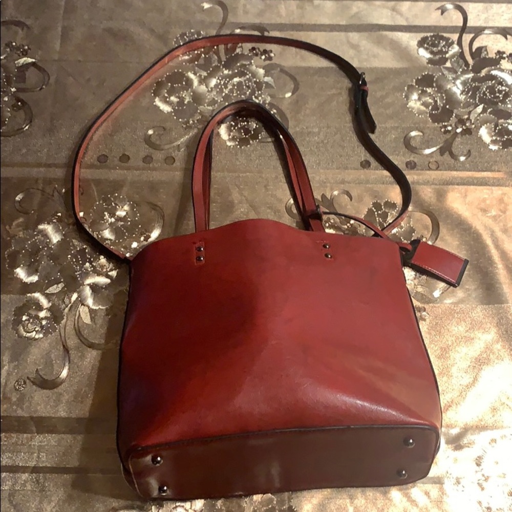 RED PURSE